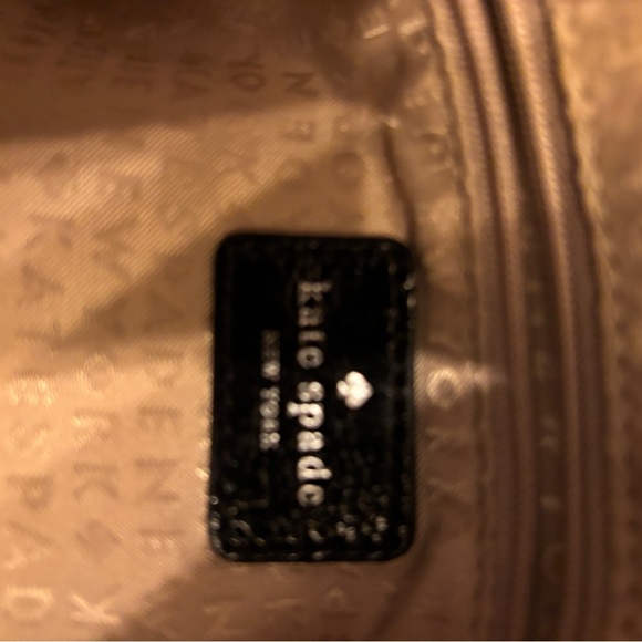 Stunning Kate Spade Black Pebbled Patent Leather Satchel Bag Purse w Crossbody - Picture 3 of 7